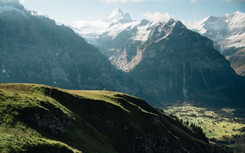 THE BEST HIKES IN GRINDELWALD, SWITZERLAND - Zanna Van Dijk