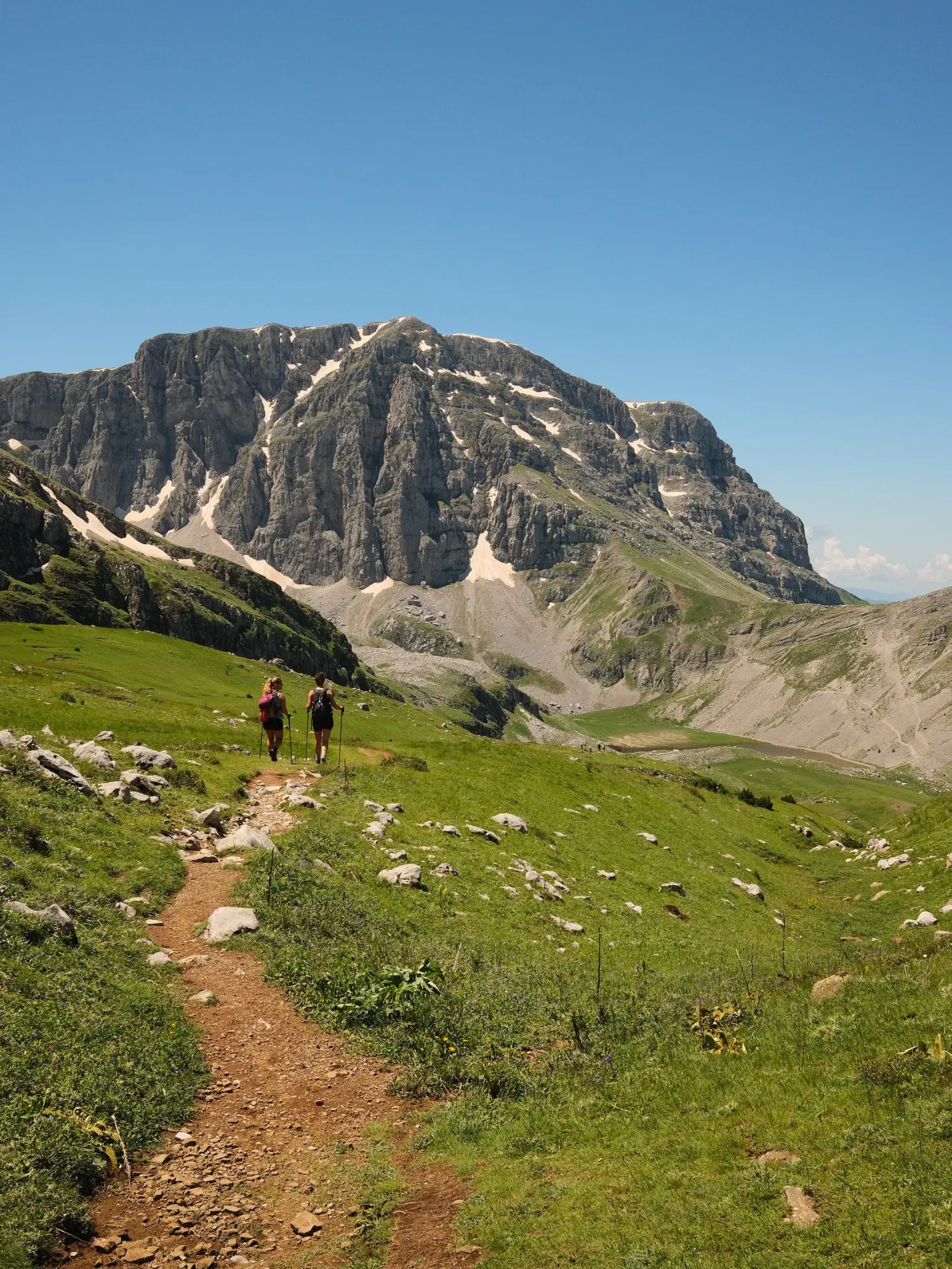 Northern Greece Travel Guide + 1 Week Itinerary | The Best Hikes in The Pindus Mountains, Meteora & Mount Olympus